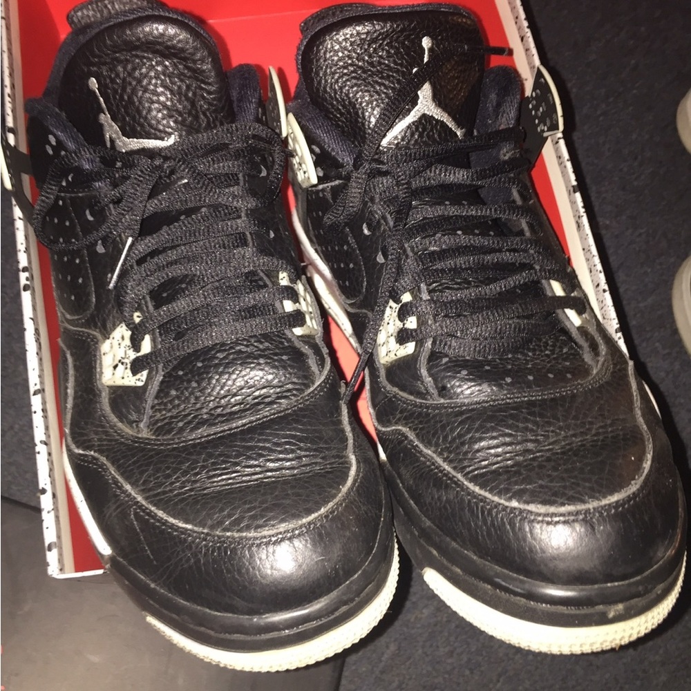 Jordan 4 Oreo size 10.5